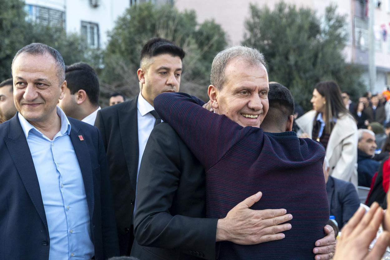 Başkan Seçer ile Meral Seçer İftarlarını Akdenizlilerle Gerçekleştirdi