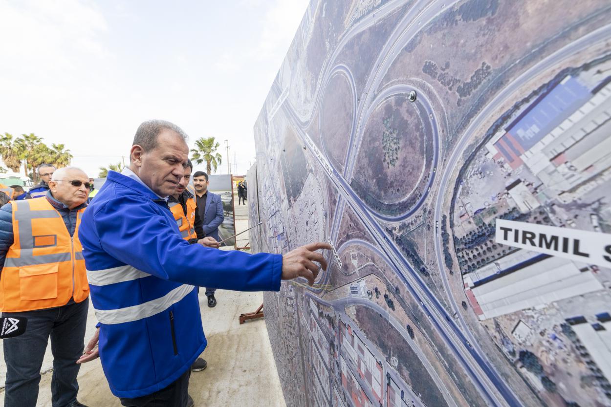 Başkan Seçer, Hal Katlı Kavşağı İnşaatında İncelemelerde Bulundu