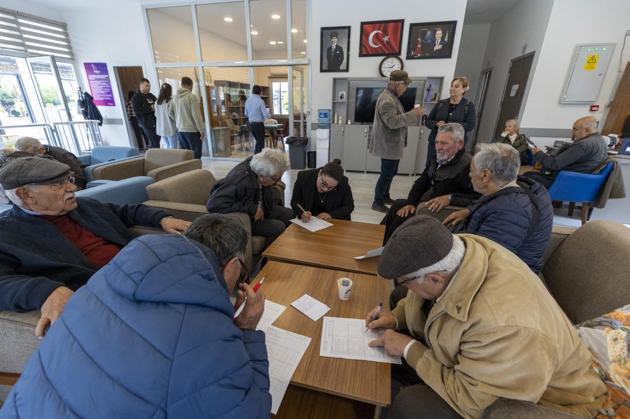 Mersin Büyükşehir Emekli Evi Üyeleri Akran Zorbalığına Karşı Bilinçlendirildi