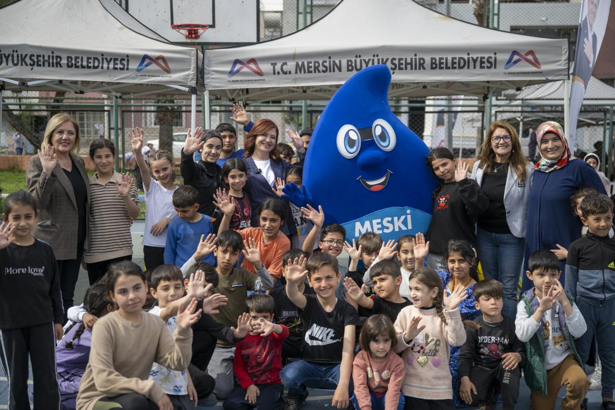 Mersin Büyükşehir’in ‘Evimiz Atölye’ Projesi İle Kadınlar Sosyalleşiyor, Üretiyor ve Kazanıyor