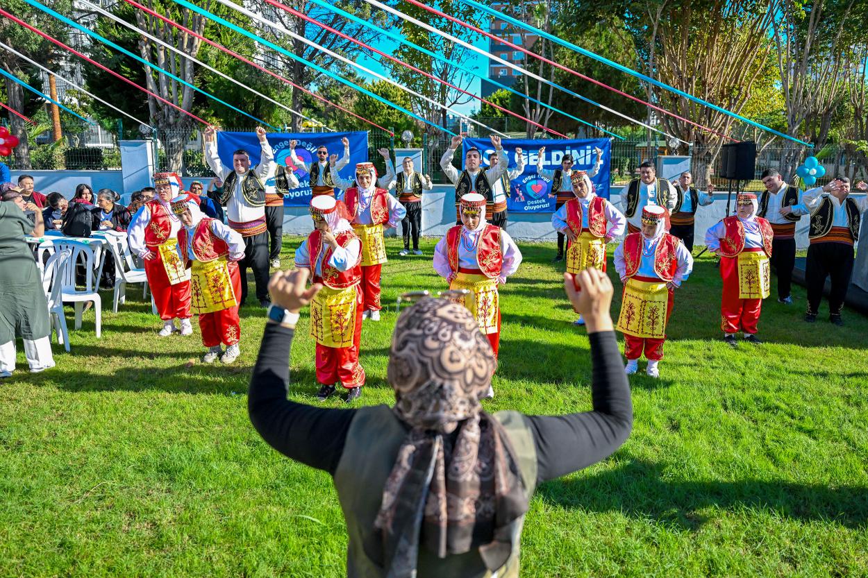 Mersin Büyükşehir’in Hizmetleri Engel Tanımıyor