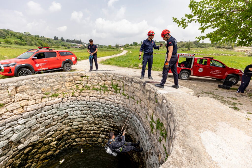 Mersin Büyükşehir İtfaiyesi’nden Boğulma Vakalarına Karşı Tatbikat