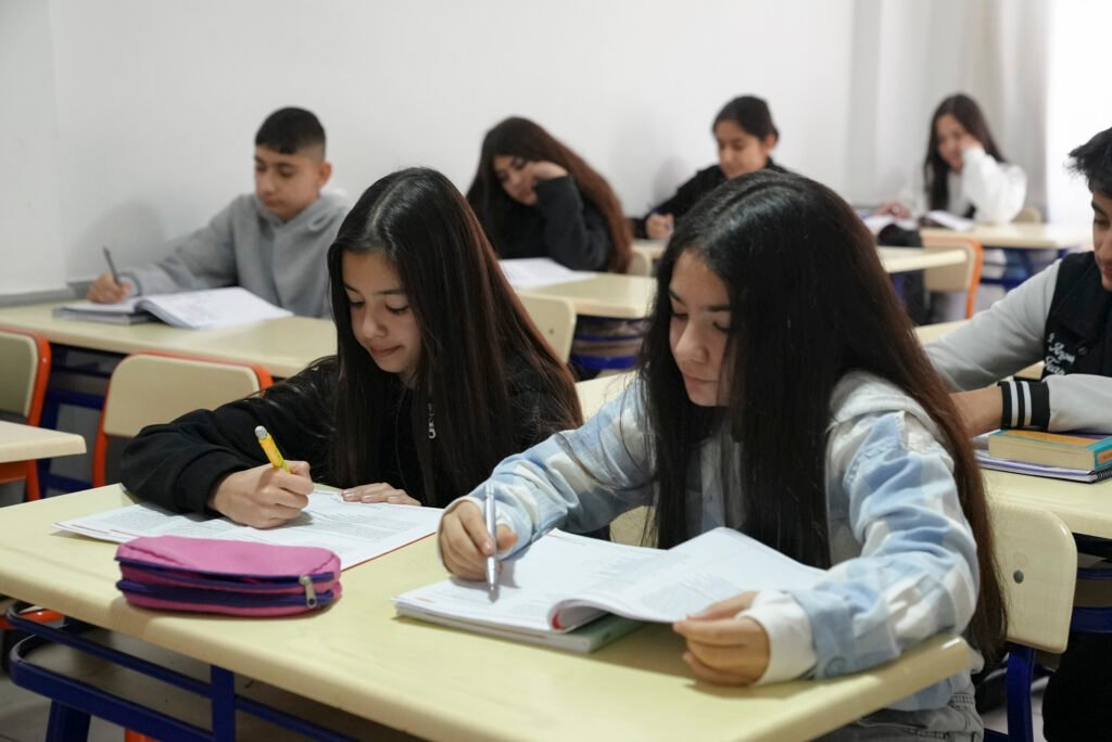 Mersin Büyükşehir’in Ücretsiz LGS ve YKS Hazırlık Kursları İçin Ön Kayıtlar Sürüyor